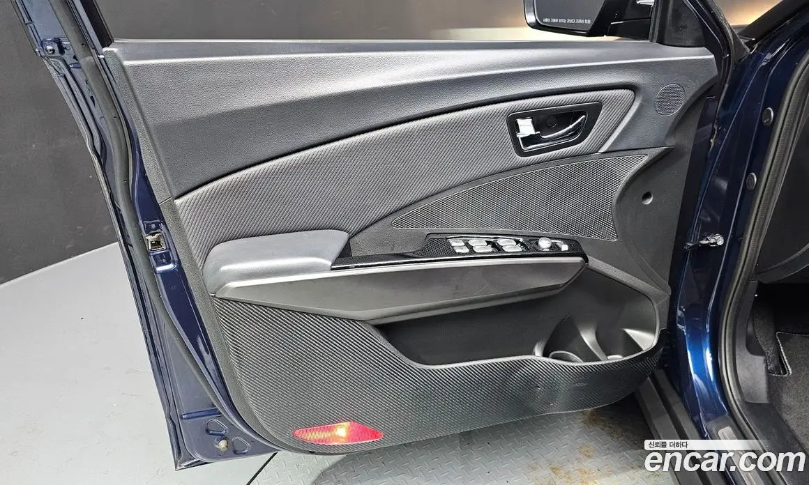 SsangYong TIBOLI 2018 1.6 автомат (гидро), фото 14