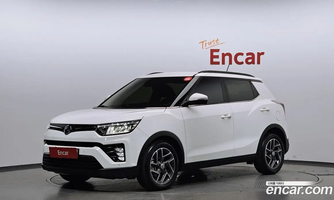 SsangYong TIBOLI 2022 1.5 автомат (гидро), фото 1 SsangYong TIBOLI 2022 1.5 автомат (гидро), фото 1