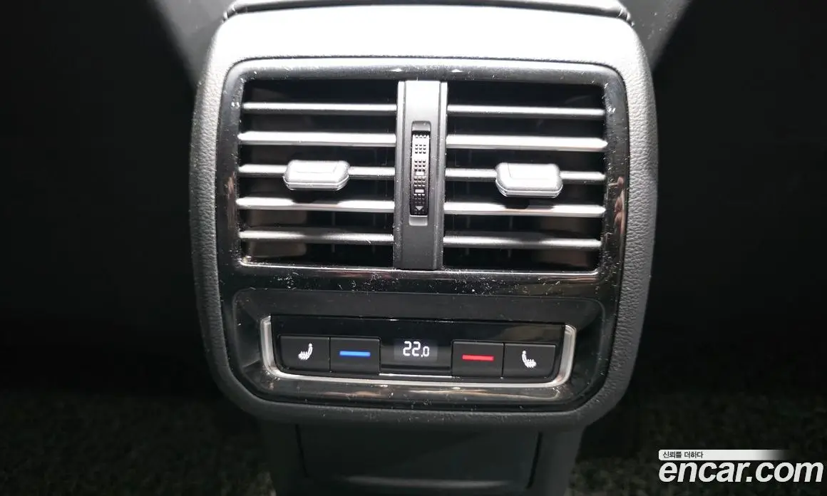 Volkswagen Passat 2018 2.0 автомат (гидро), фото 19 Volkswagen Passat 2018 2.0 автомат (гидро), фото 19