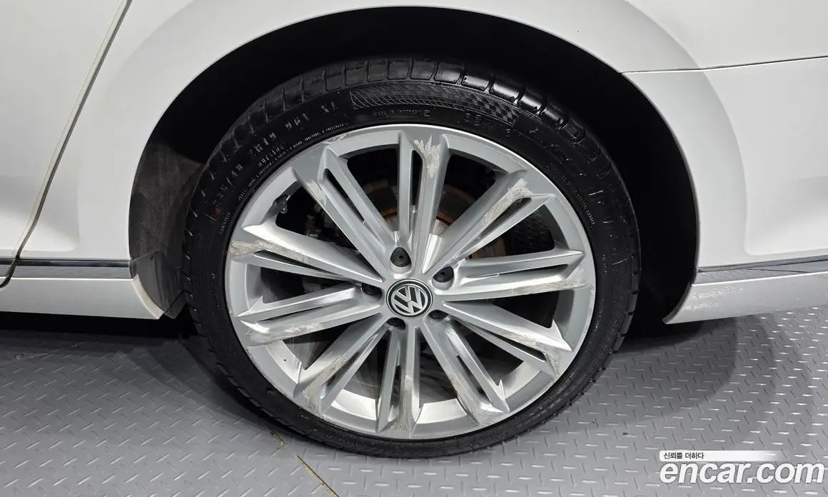 Volkswagen Passat 2018 2.0 автомат (гидро), фото 5 Volkswagen Passat 2018 2.0 автомат (гидро), фото 5