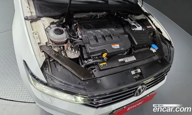 Volkswagen Passat 2018 2.0 автомат (гидро), миниатюра 6 Volkswagen Passat 2018 2.0 автомат (гидро), миниатюра 6