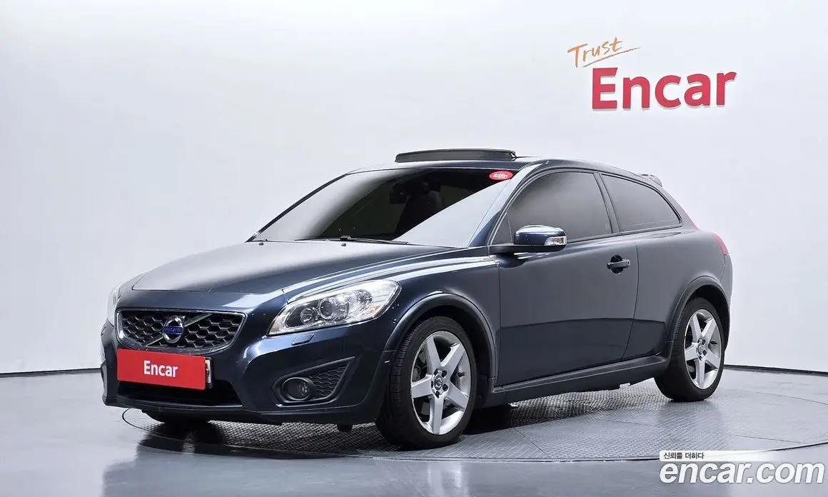 Volvo C30 2011 2.0 автомат (гидро), фото 1 Volvo C30 2011 2.0 автомат (гидро), фото 1