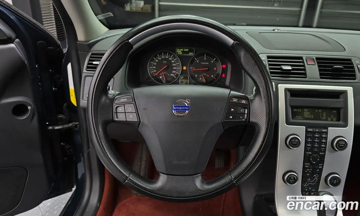 Volvo C30 2011 2.0 автомат (гидро), фото 12 Volvo C30 2011 2.0 автомат (гидро), фото 12