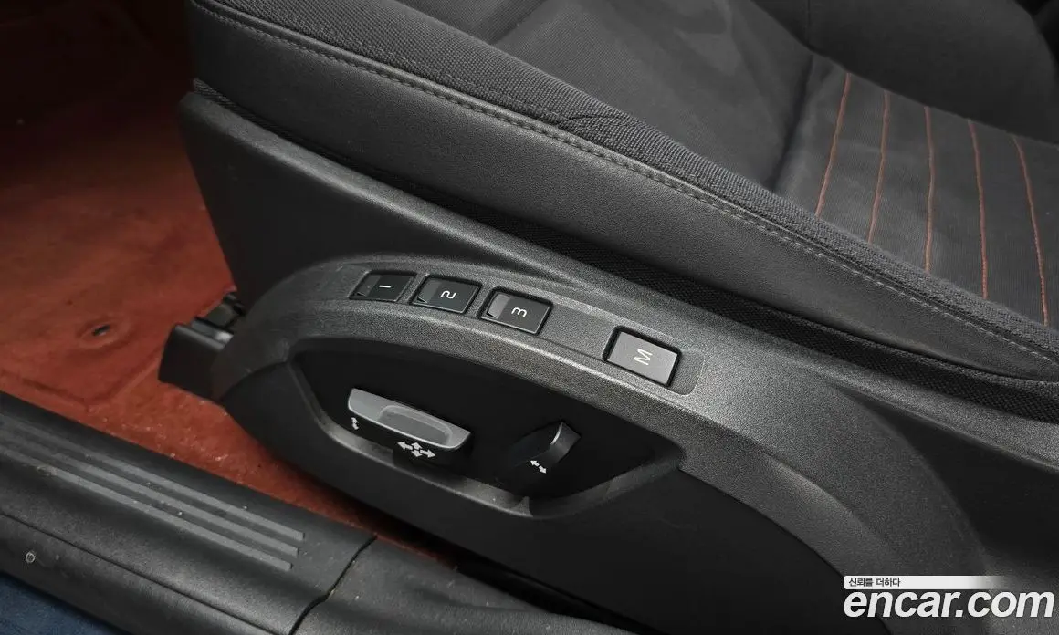 Volvo C30 2011 2.0 автомат (гидро), фото 17 Volvo C30 2011 2.0 автомат (гидро), фото 17