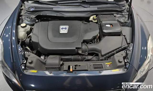 Volvo C30 2011 2.0 автомат (гидро), миниатюра 6 Volvo C30 2011 2.0 автомат (гидро), миниатюра 6