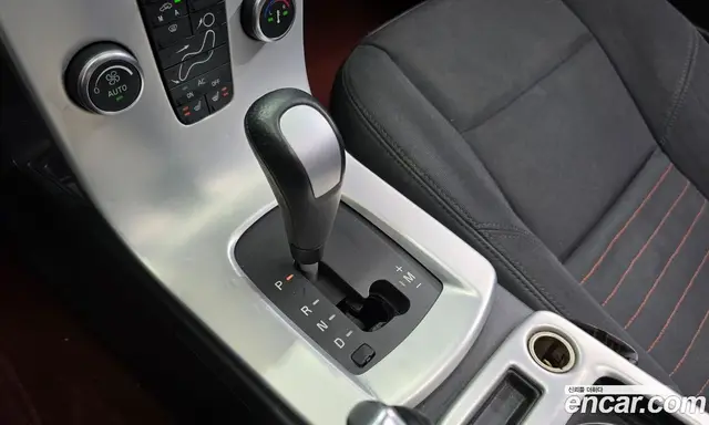 Volvo C30 2011 2.0 автомат (гидро), миниатюра 9 Volvo C30 2011 2.0 автомат (гидро), миниатюра 9