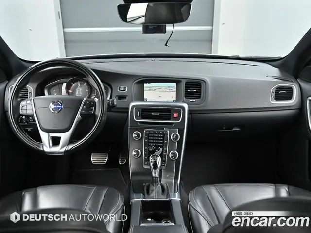 Volvo V60 2015 2.0 автомат (гидро), миниатюра 7 Volvo V60 2015 2.0 автомат (гидро), миниатюра 7
