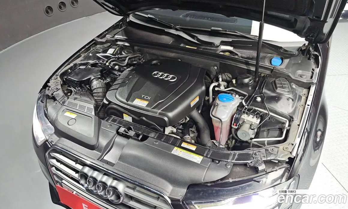 Audi A4 2014 2.0 автомат (гидро), фото 6