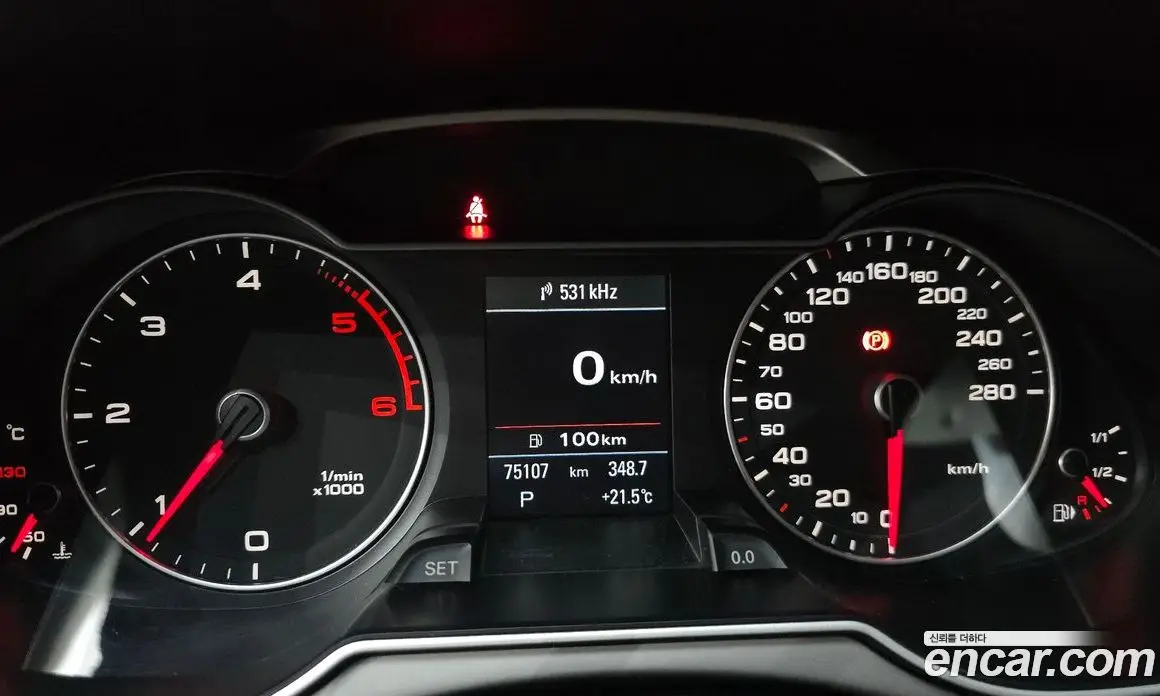 Audi A4 2014 2.0 автомат (гидро), фото 8