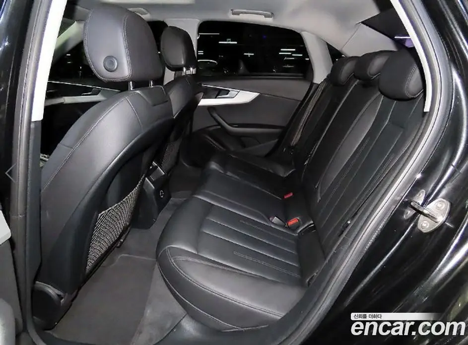 Audi A4 2016 2.0 автомат (гидро), фото 7