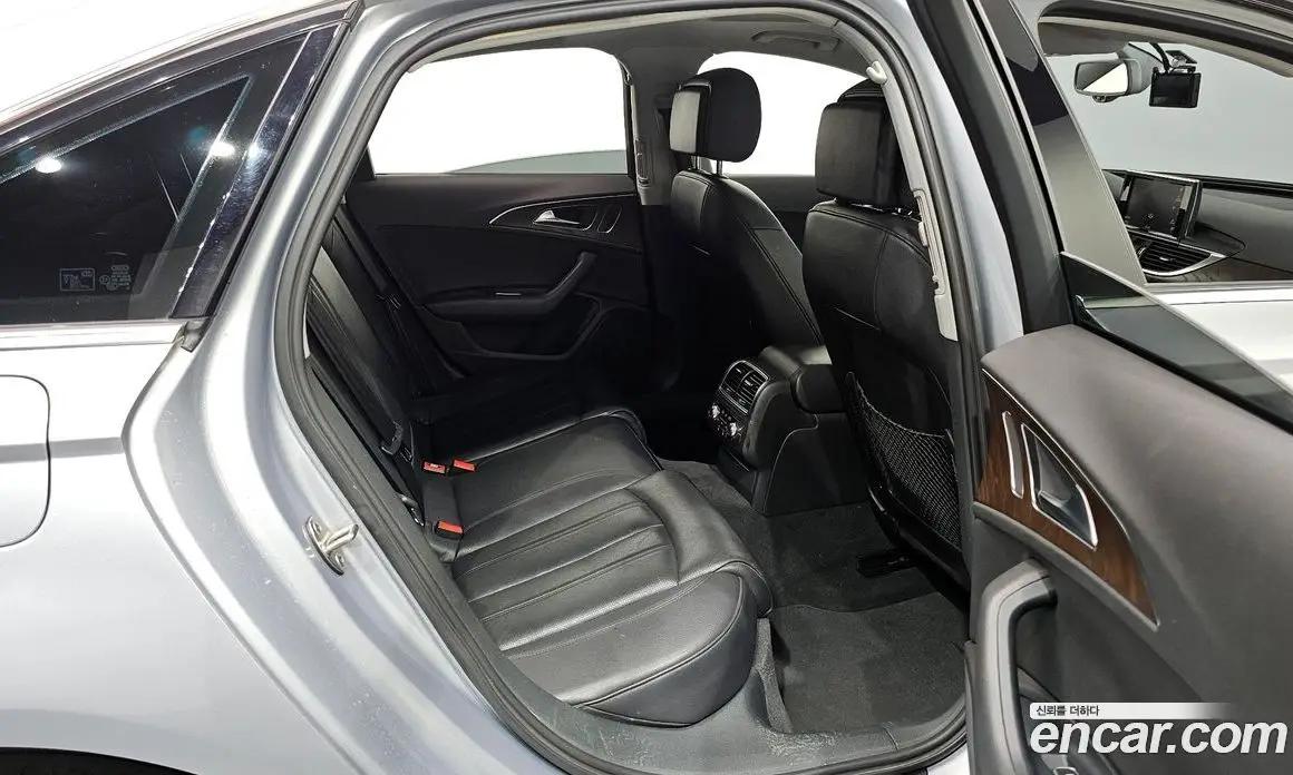 Audi A6 2015 2.0 автомат (гидро), фото 12