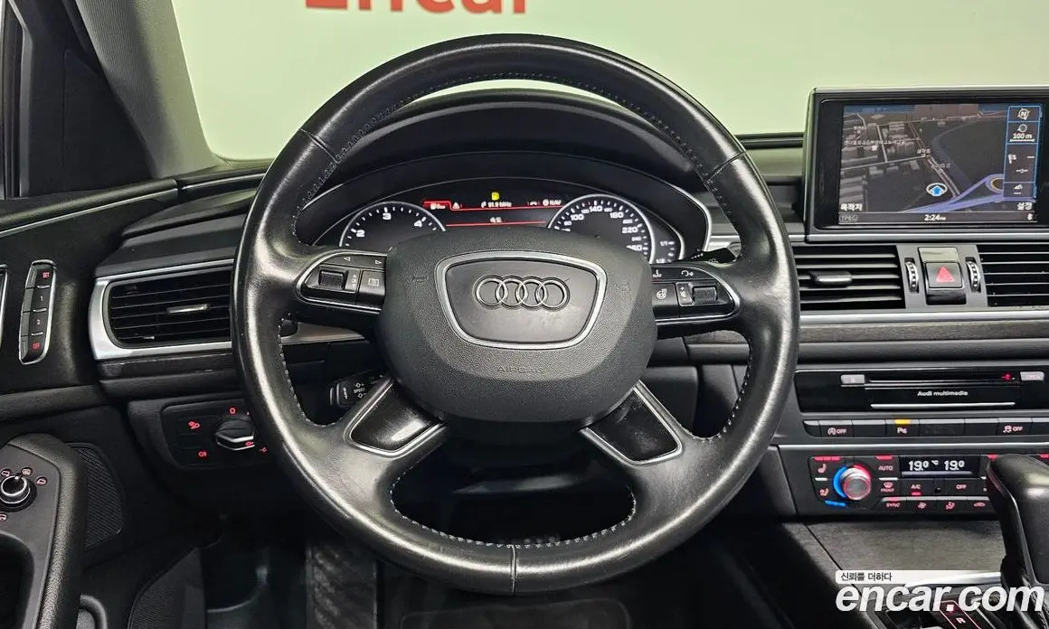 Audi A6 2016 2.0 автомат (гидро), фото 13