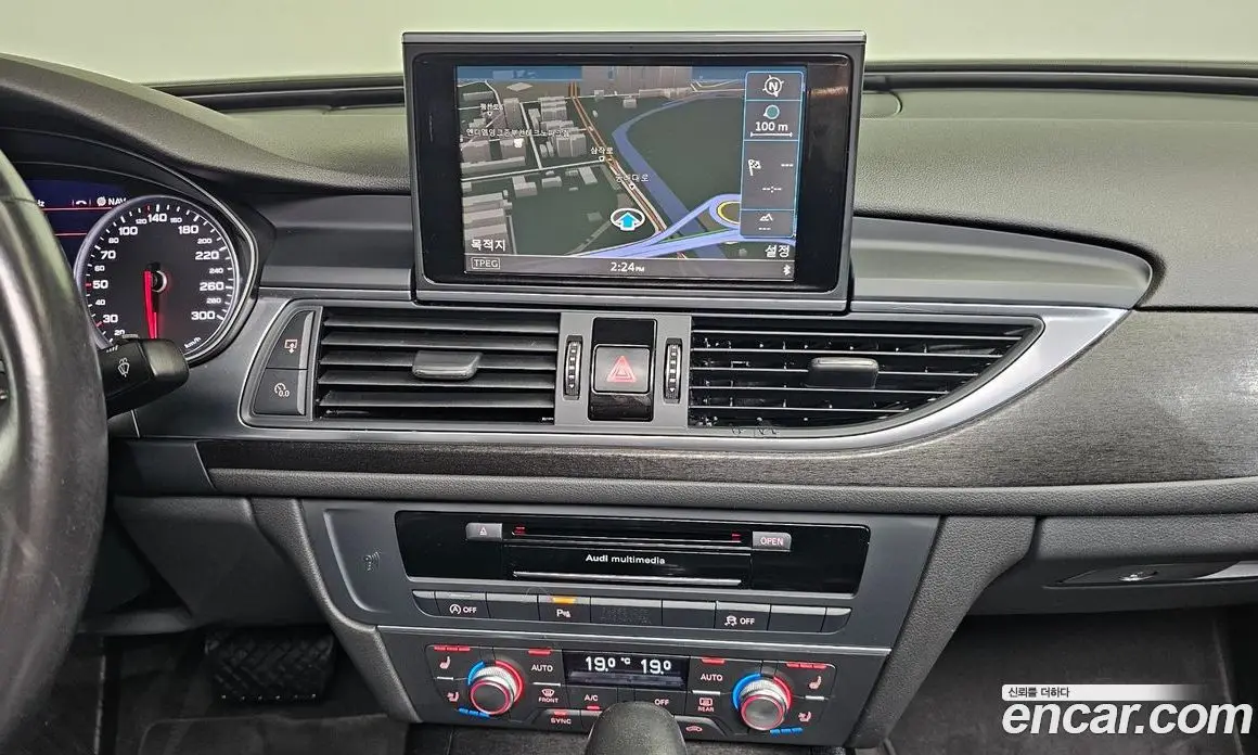 Audi A6 2016 2.0 автомат (гидро), фото 14