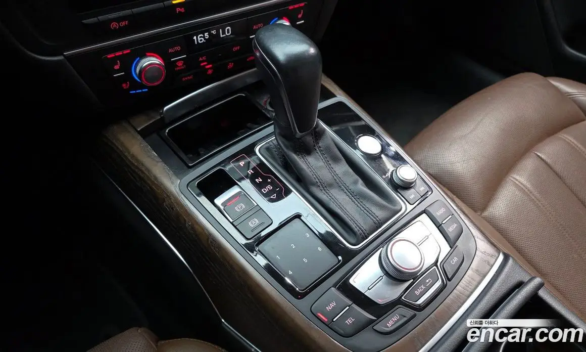 Audi A6 2016 2.0 автомат (гидро), фото 9