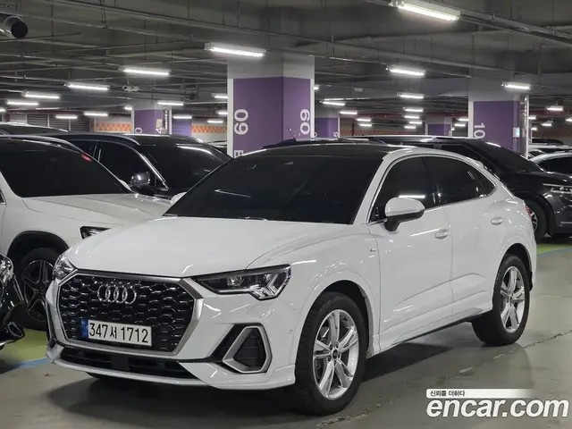 Audi Q3 2022 2.0 автомат (гидро), миниатюра 2