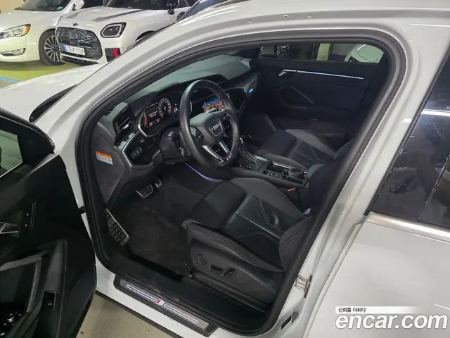 Audi Q3 2022 2.0 автомат (гидро), миниатюра 11