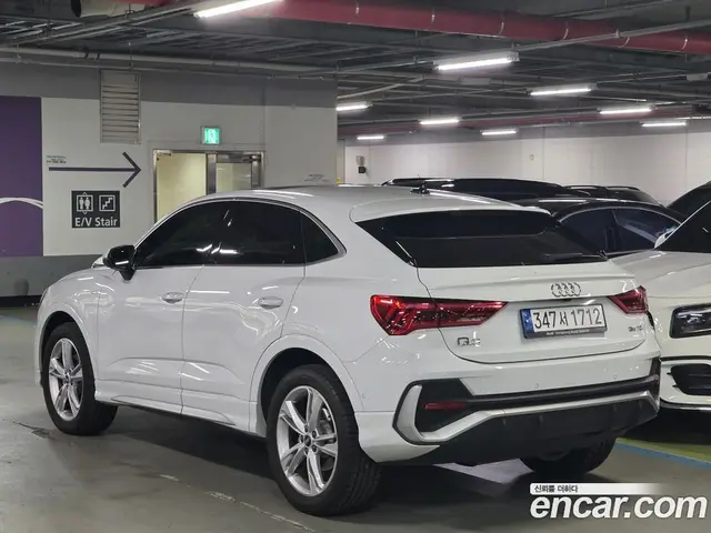 Audi Q3 2022 2.0 автомат (гидро), миниатюра 3