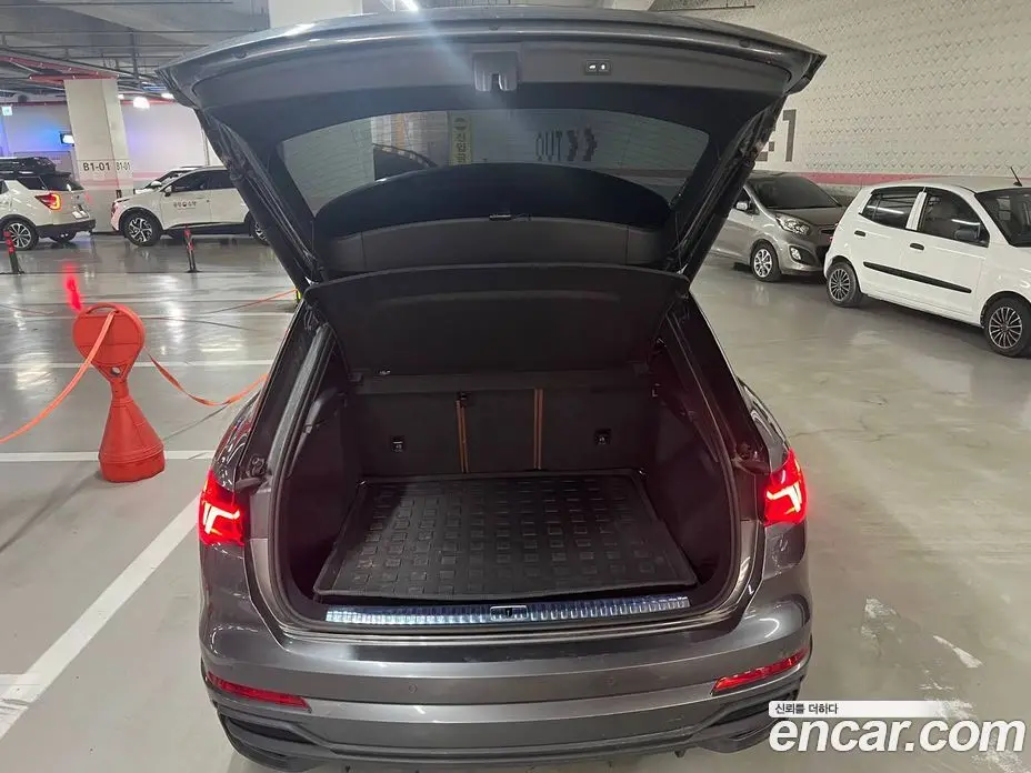 Audi Q3 2022 2.0 автомат (гидро), фото 15