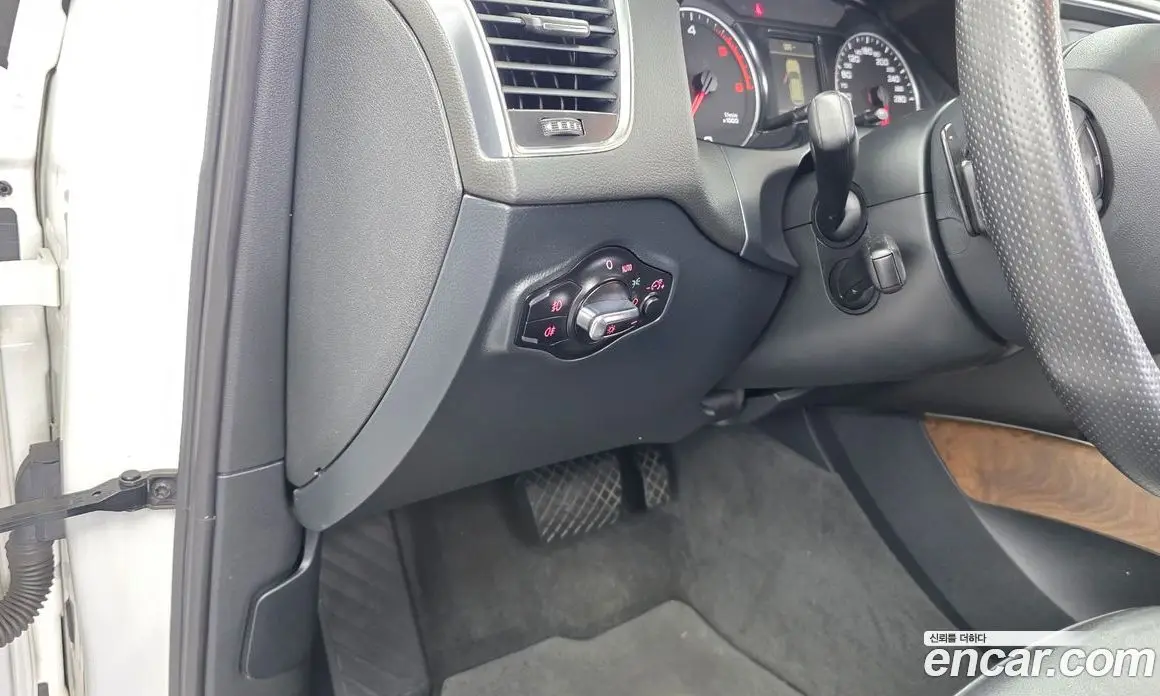 Audi Q5 2012 2.0 автомат (гидро), фото 17