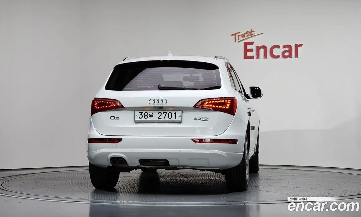 Audi Q5 2012 2.0 автомат (гидро), фото 4