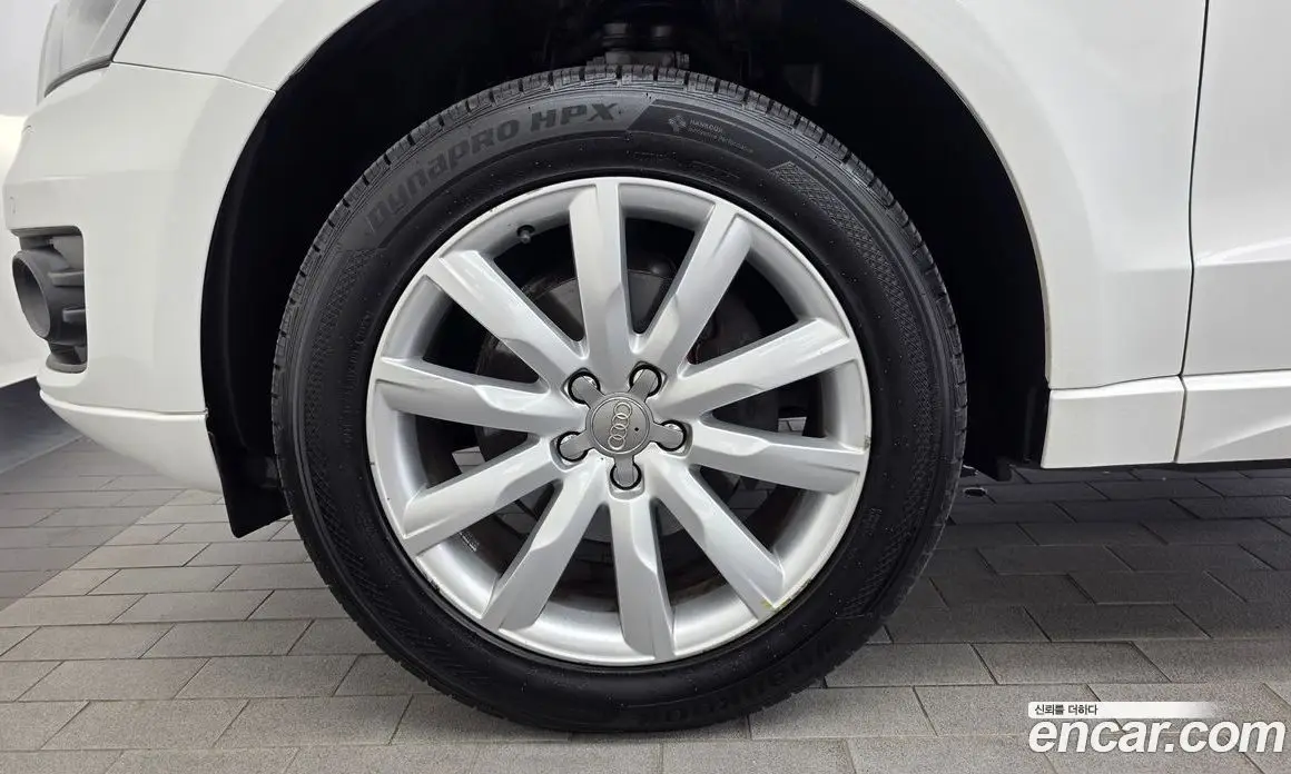 Audi Q5 2012 2.0 автомат (гидро), фото 5