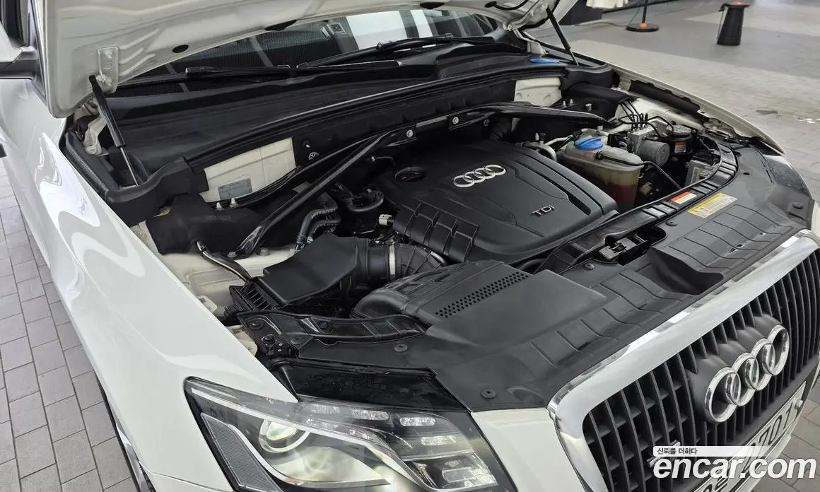 Audi Q5 2012 2.0 автомат (гидро), фото 6