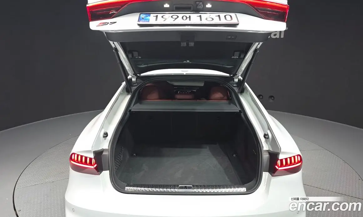 Audi S7 2021 3.0 автомат (гидро), фото 25 Audi S7 2021 3.0 автомат (гидро), фото 25