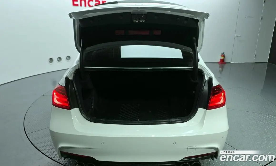 BMW 3 серия 2015 2.0 автомат (гидро), фото 20