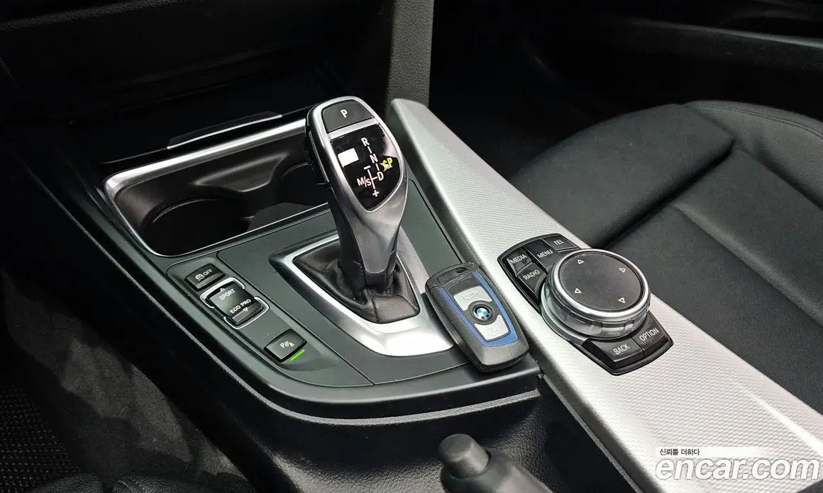 BMW 3 серия 2015 2.0 автомат (гидро), фото 9