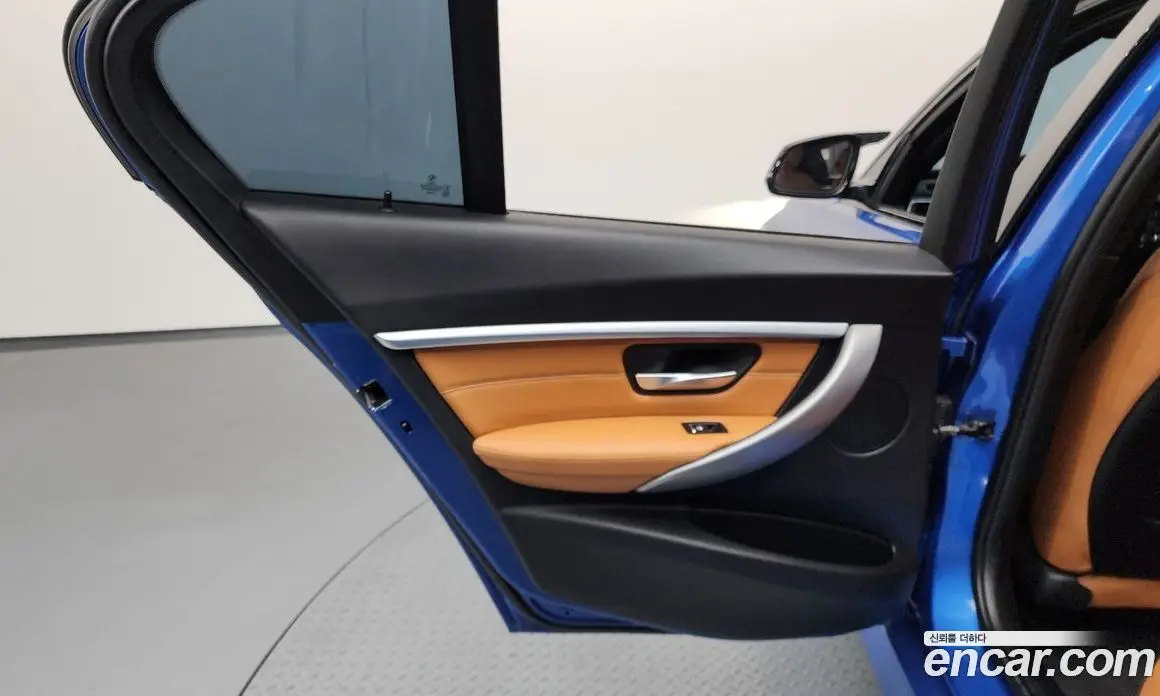 BMW 3 серия 2018 2.0 автомат (гидро), фото 15