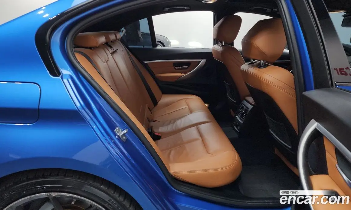 BMW 3 серия 2018 2.0 автомат (гидро), фото 17