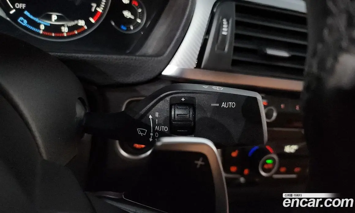 BMW 3 серия 2018 2.0 автомат (гидро), фото 37