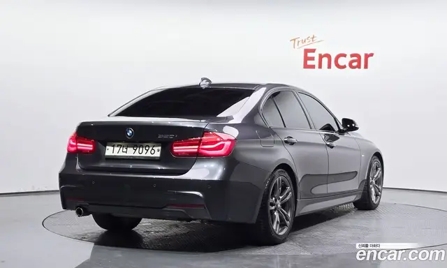 BMW 3 серия, 2018, 106 111 км