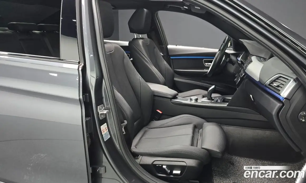 BMW 3 серия 2018 2.0 автомат (гидро), фото 15
