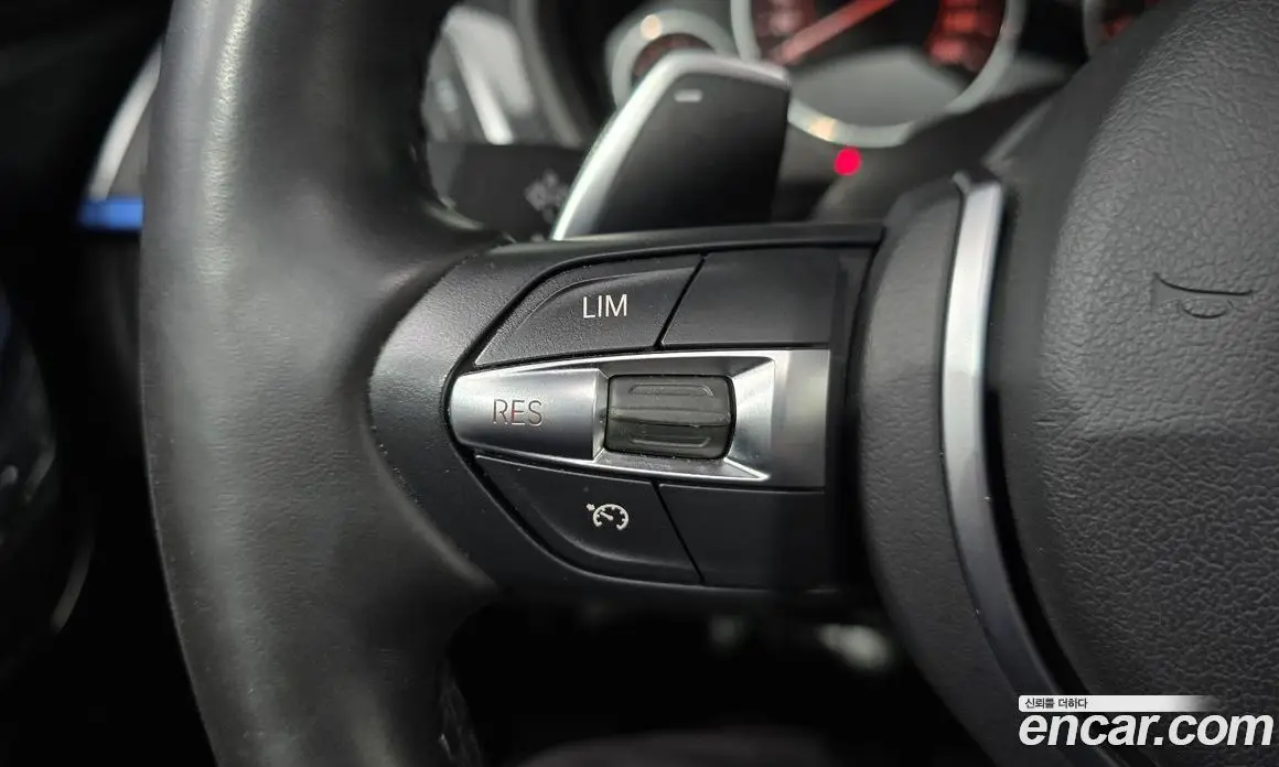 BMW 3 серия 2018 2.0 автомат (гидро), фото 23