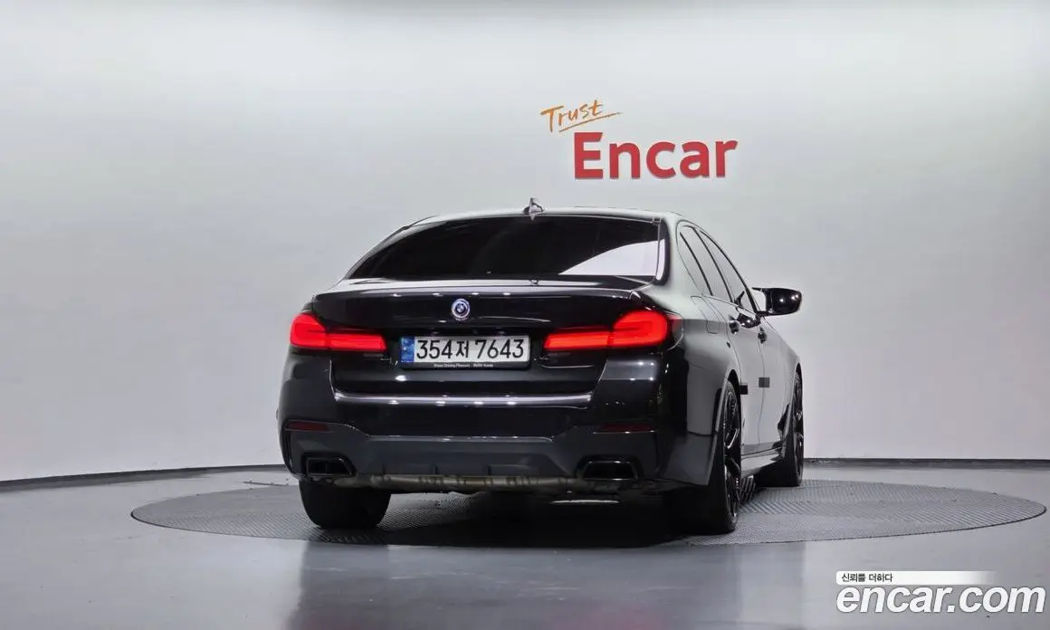 BMW 5 серия 2022 4.4 автомат (гидро), фото 3