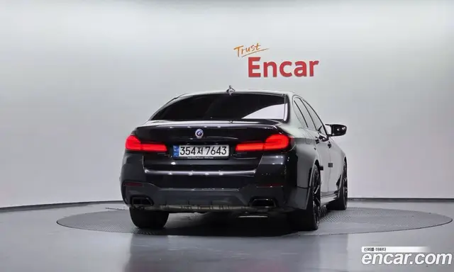 BMW 5 серия 2022 4.4 автомат (гидро), миниатюра 3