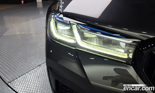 BMW 5 серия 2022 4.4 автомат (гидро), миниатюра 7