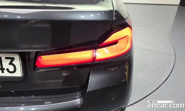 BMW 5 серия 2022 4.4 автомат (гидро), миниатюра 8