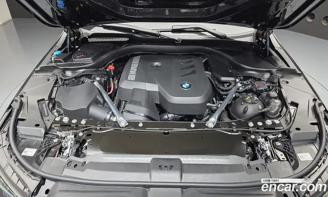 BMW 5 серия 2025 2.0 автомат (гидро), миниатюра 6