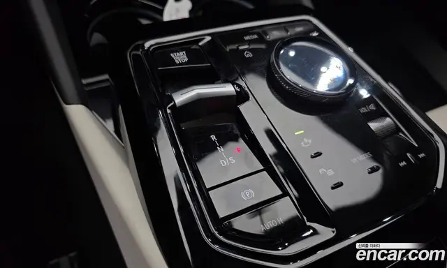 BMW 5 серия 2025 2.0 автомат (гидро), миниатюра 9