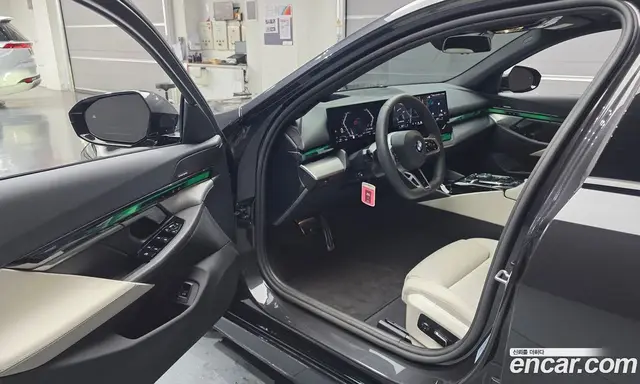 BMW 5 серия 2025 2.0 автомат (гидро), миниатюра 10