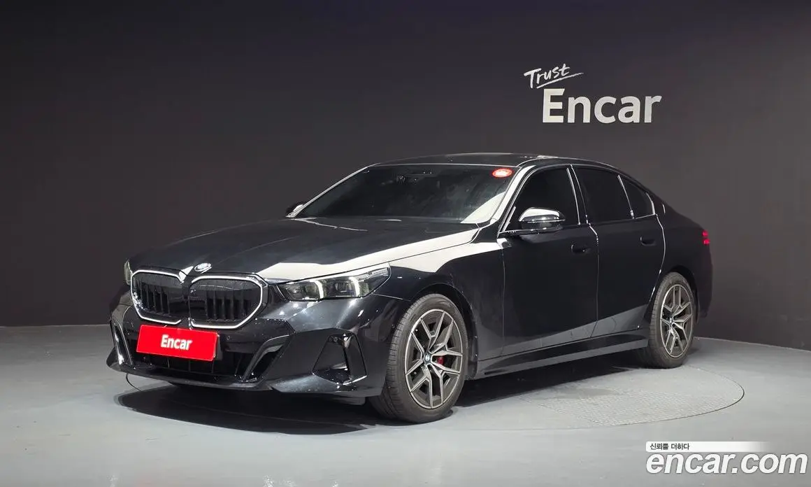 BMW 5 серия 2025 2.0 автомат (гидро), фото 1 BMW 5 серия 2025 2.0 автомат (гидро), фото 1