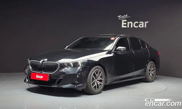 BMW 5 серия, 2025, 8 997 км