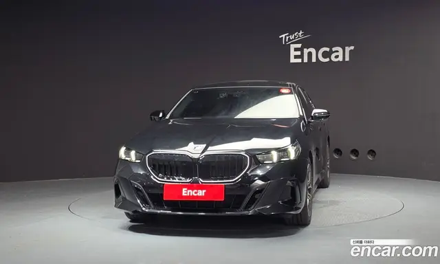 BMW 5 серия 2025 2.0 автомат (гидро), миниатюра 3 BMW 5 серия 2025 2.0 автомат (гидро), миниатюра 3