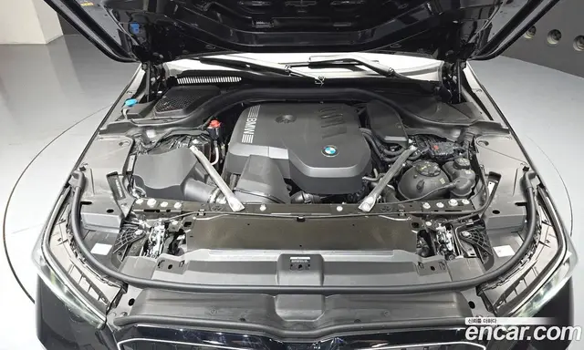 BMW 5 серия 2025 2.0 автомат (гидро), миниатюра 6 BMW 5 серия 2025 2.0 автомат (гидро), миниатюра 6