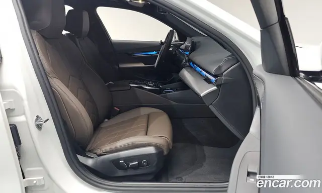 BMW i5 2025 0.2 автомат (гидро), миниатюра 12