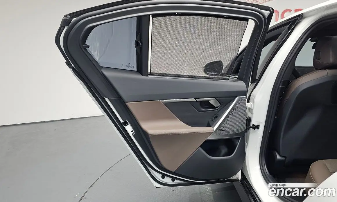 BMW i5 2025 0.2 автомат (гидро), фото 14