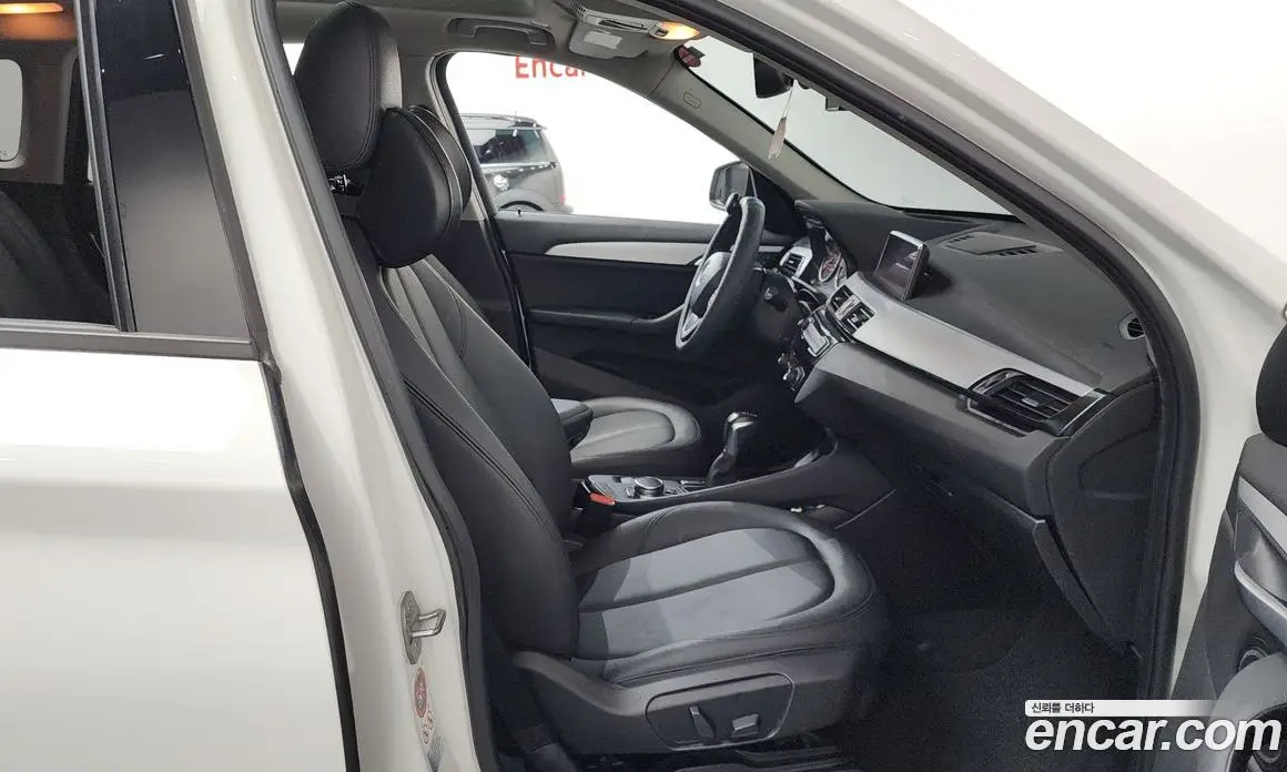 BMW X1 2016 2.0 автомат (гидро), фото 11 BMW X1 2016 2.0 автомат (гидро), фото 11