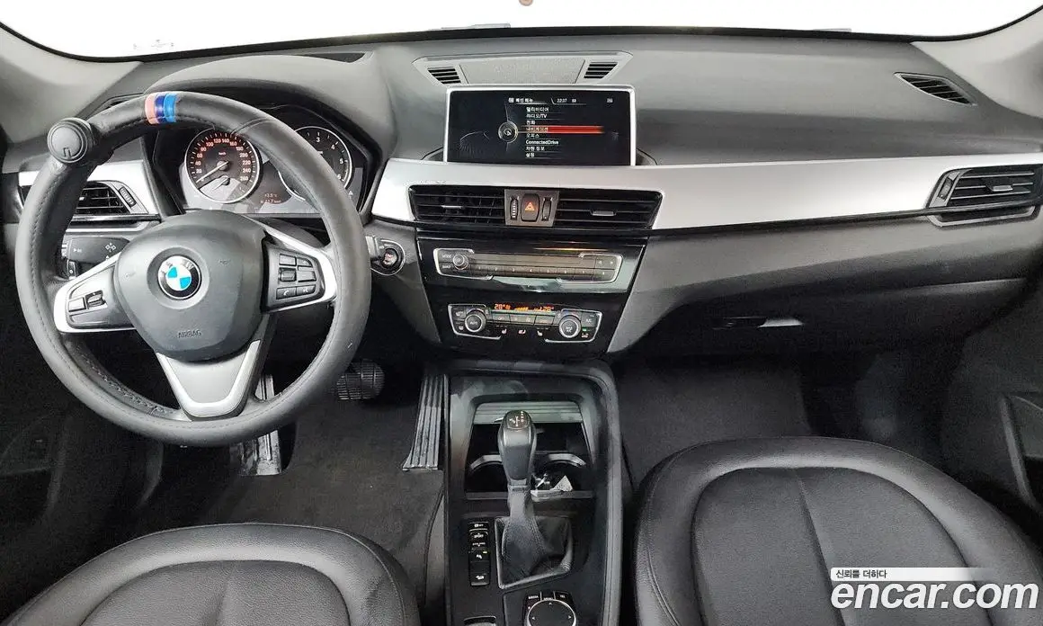 BMW X1 2016 2.0 автомат (гидро), фото 7 BMW X1 2016 2.0 автомат (гидро), фото 7